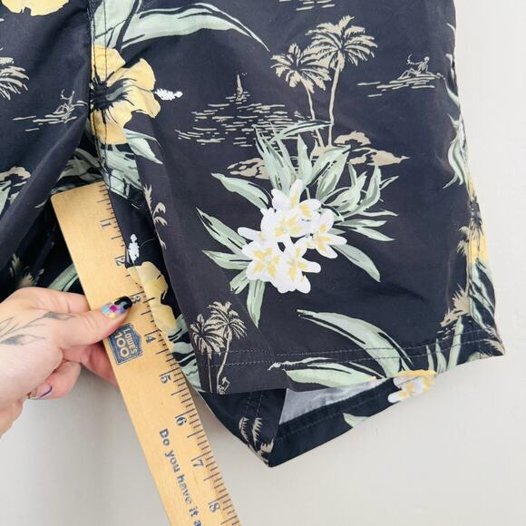 Rusty Black Tropical Print Board Shorts Men’s Size 30 - Picture 4 of 8